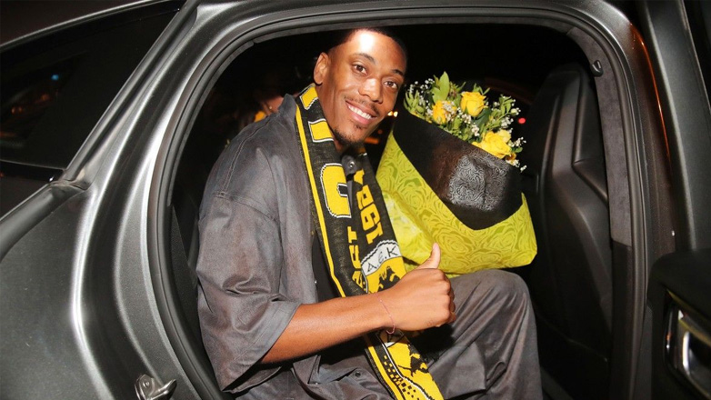 Μαρσιάλ: Έφτασε ο νέος Guerrero του «Super Mario» Μαρσιάλ: Έφτασε ο νέος Guerrero του «Super Mario»