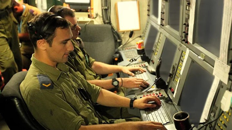 Ποια είναι η επίλεκτη μονάδα κυβερνοπολέμου 8200 του ισραηλινού στρατού που φέρεται να εμπλέκεται στις εκρήξεις στον Λίβανο Ποια είναι η επίλεκτη μονάδα κυβερνοπολέμου 8200 του ισραηλινού στρατού που φέρεται να εμπλέκεται στις εκρήξεις στον Λίβανο