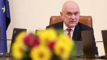 Βουλγαρία: Ο πρωθυπουργός χαρακτηρίζει «πολλά υποσχόμενο» το χαρτοφυλάκιο της επιτρόπου Ζαχάριεβα