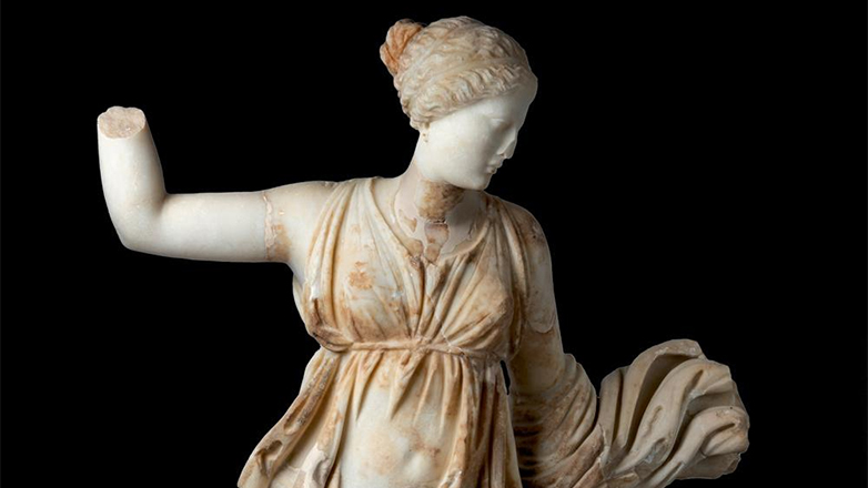 Κυκλαδίτισσες: Άγνωστες ιστορίες γυναικών των Κυκλάδων