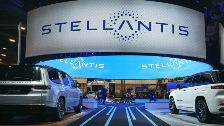 CEO Stellantis: «Ο μόνος τρόπος να επιβιώσουμε, είναι να επιτύχουμε ισοτιμία κόστους μεταξύ EV και θερμικών Ι.Χ.»