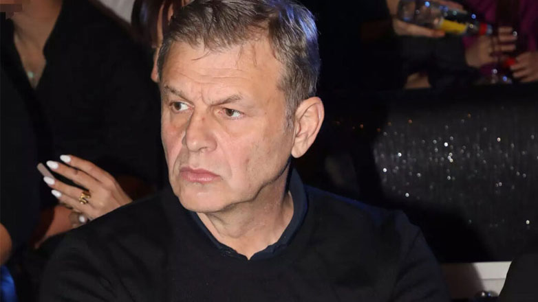 Ο Απόστολος Γκλέτσος αποκαλύπτει: «Υπάρχει μία γυναίκα αλλά στα δύσκολα θα δω και youporn»