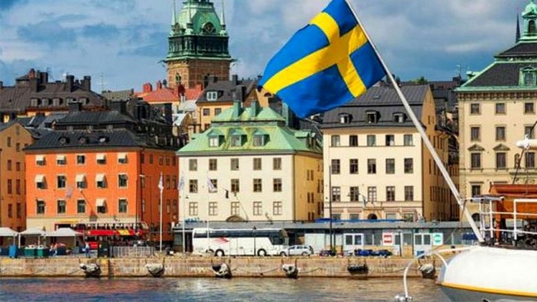 Η Σουηδία μειώνει δραστικά τους φόρους