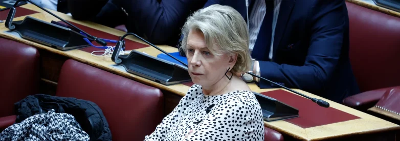 Παραμένει στον ΣΥΡΙΖΑ η Έλενα Ακρίτα Παραμένει στον ΣΥΡΙΖΑ η Έλενα Ακρίτα
