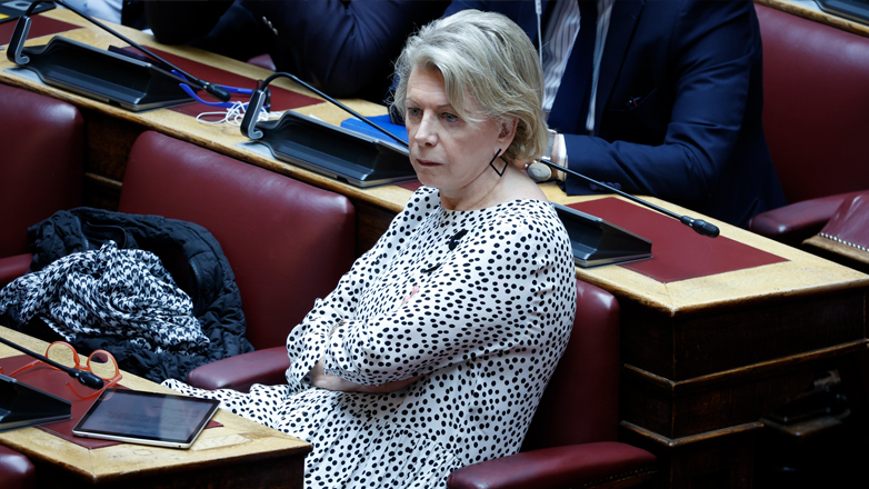 Ε. Ακρίτα: Ερώτηση στη Βουλή για τη στήριξη των μακροχρόνια ανέργων και των αναπληρωτών εκπαιδευτικών
