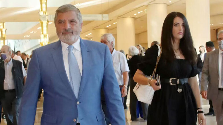 Γιώργος Πατούλης: Στο Ηρώδειο με τη σύντροφό του Νάνσυ Κοίλου μετά την είδηση της εγκυμοσύνης