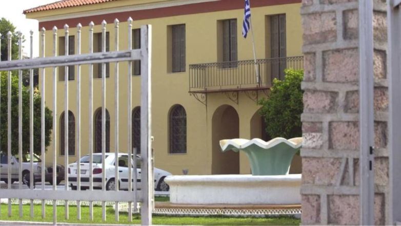 Συνελήφθη δραπέτης από τις φυλακές Τίρυνθας – Έκλεψε μέσα σε έξι ημέρες 17 αυτοκίνητα