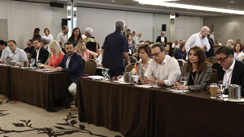 ΣΥΡΙΖΑ: Νίκη των «87» για χρονοδιάγραμμα συνεδρίου και εκλογών