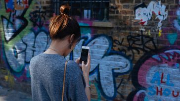 «Έκρηξη» συνδρομητών κινητής τηλεφωνίας διεθνώς