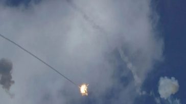 Ο ισραηλινός στρατός αναχαίτισε ένα «ύποπτο εναέριο στόχο»