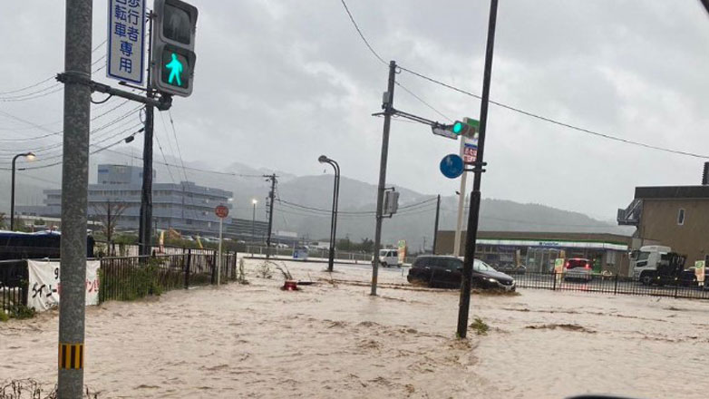 Πλημμύρες και κατολισθήσεις στην Ιαπωνία: Ένας νεκρός, έξι αγνοούμενοι