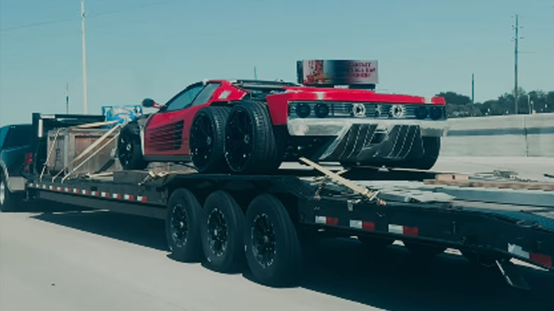 Εθεάθη 6τροχη Ferrari Testarossa και όλο το internet ψάχνει το γιατί κατασκευάστηκε