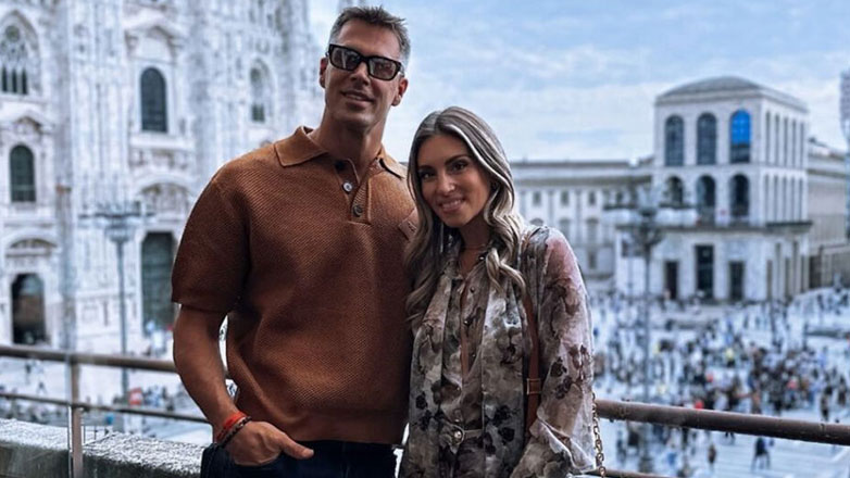 Bruno Cerella: Το τρυφερό στιγμιότυπο με την Αθηνά Οικονομάκου σε βραδινή έξοδο στο Μιλάνο