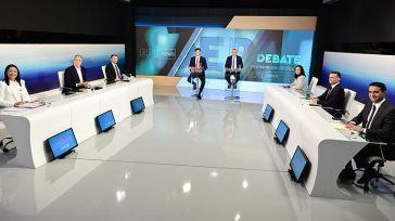 Debate ΠΑΣΟΚ: Οξεία αντιπαράθεση των «έξι» με αιχμές και προσωπικές επιθέσεις ενόψει των εσωκομματικών εκλογών