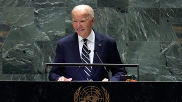 Μπάιντεν: «Οι πολίτες του κόσμου να μην υποτάσσονται στην απόγνωση των πολέμων και των προκλήσεων»