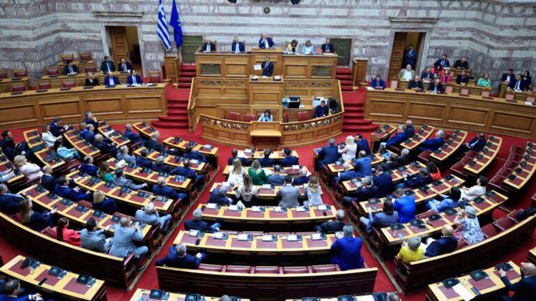 Ψηφίστηκε το ν/σ «Νέο Αναπτυξιακό Πρόγραμμα Δημοσίων Επενδύσεων» – Εγκρίθηκε η τροπολογία για ηλεκτρική διασύνδεση Ελλάδας -Κύπρου