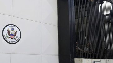 ΗΠΑ προς υπαλλήλους αμερικανικής πρεσβείας στη Βηρυτό: «Φύγετε από τον Λίβανο»