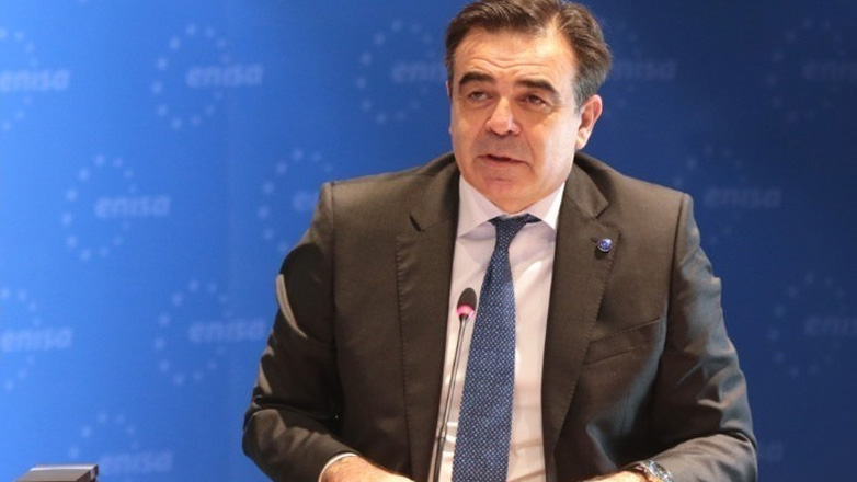 Συνάντηση Σχοινά με τον Πάπα Φραγκίσκο στις Βρυξέλλες