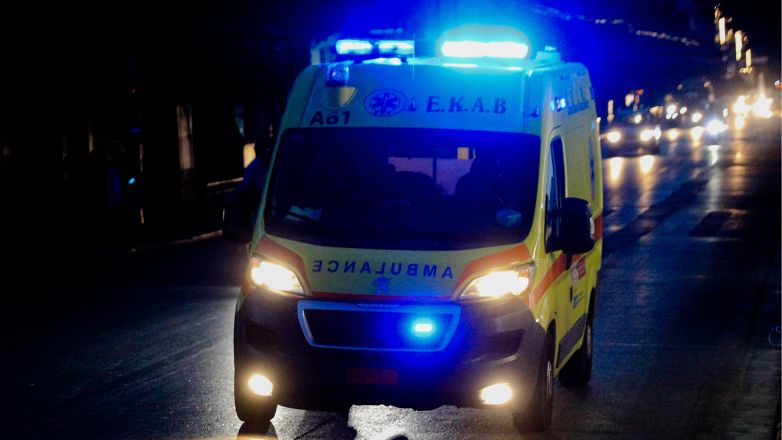 Άγιος Δημήτριος: Νεκρός 22χρονος οδηγός μοτοσικλέτας που συγκρούστηκε με αυτοκίνητο