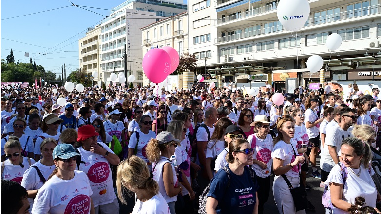 Χιλιάδες Αθηναίοι στο «16o Greece Race for the cure»