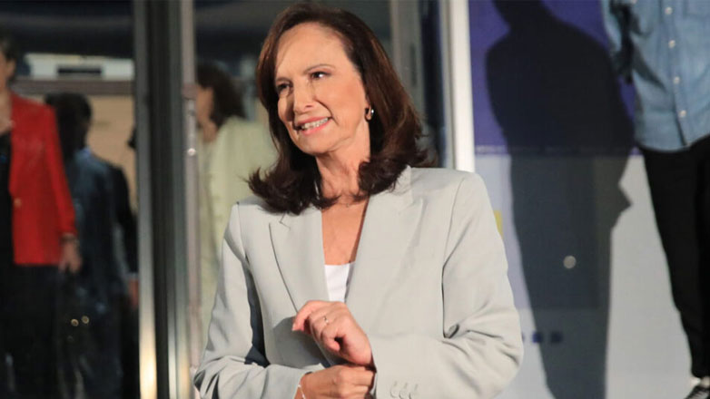 Η Άννα Διαμαντοπούλου αποκαλύπτει για τον γιο της: «Είναι στιχουργός του Κωνσταντίνου Αργυρού»