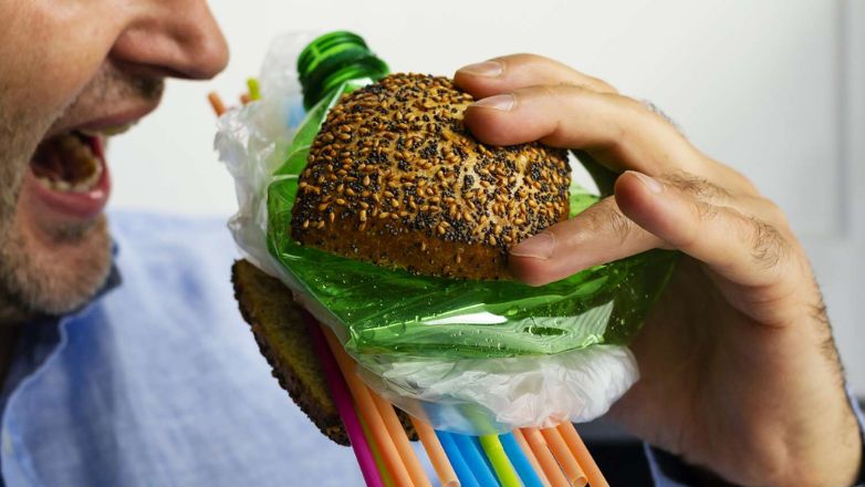 Χιλιάδες τοξίνες από υλικά συσκευασίας τροφίμων βρέθηκαν σε ανθρώπους