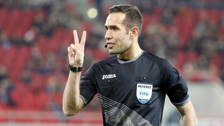 Europa League: Ο Παπαπέτρου σφυρίζει στο Καραμπάγκ-Μάλμε