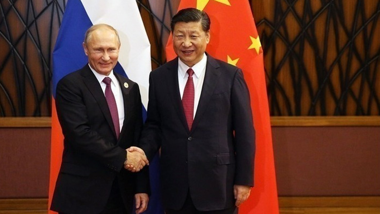 Ο Σι Τζινπίνγκ διαβεβαίωσε τον Πούτιν πως είναι έτοιμος να «αναπτύξει» περαιτέρω τις σχέσεις Κίνας – Ρωσίας