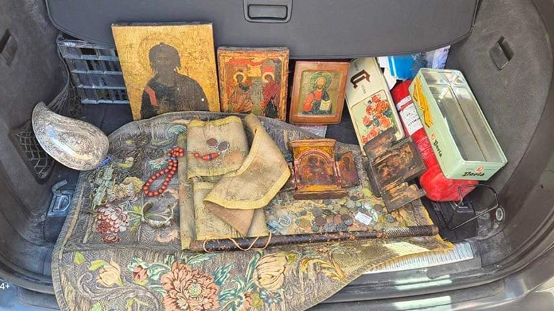 Ιερόσυλος ιεροψάλτης