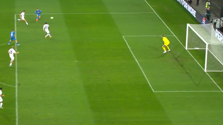 Άνοιξε λογαριασμό στο Champions League o Τζόλης με ένα απίστευτο γκολ κόντρα στη Στουρμ Γκρατς!