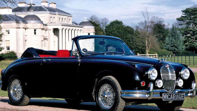 Πασίγνωστος τραγουδιστής ξέχασε ότι παρήγγειλε αυτοκίνητο μέχρι που το έφεραν στην πόρτα του