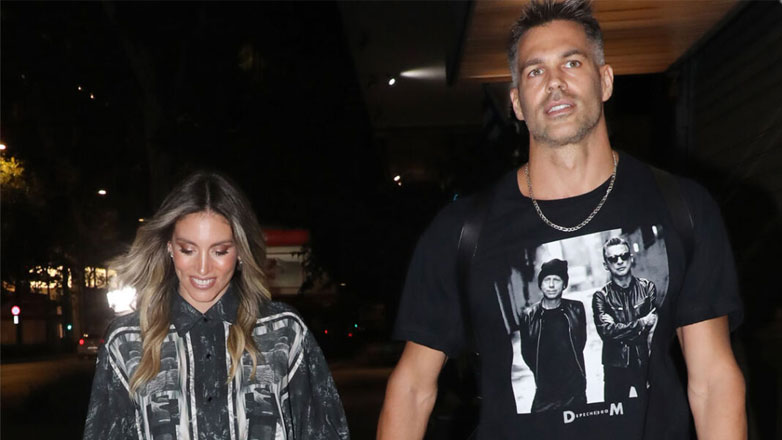 Αθηνά Οικονομάκου – Bruno Cerella: Χεράκι – χεράκι στο κέντρο της Αθήνας