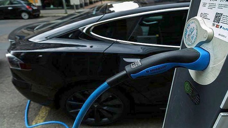 Δασμοί έως 45% στα κινεζικά αυτοκίνητα – Η Κομισιόν πήρε το «πράσινο φως» για την επιβολή δασμών