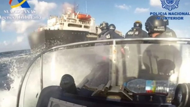 Κατασχέθηκαν τέσσερις τόνοι κοκαΐνης από φορτηγό πλοίο ανοιχτά των Καναρίων Νήσων