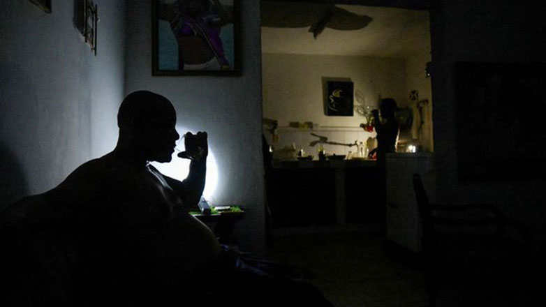 Μπλακ- άουτ στη μισή Κούβα, λόγω έλλειψης καυσίμων