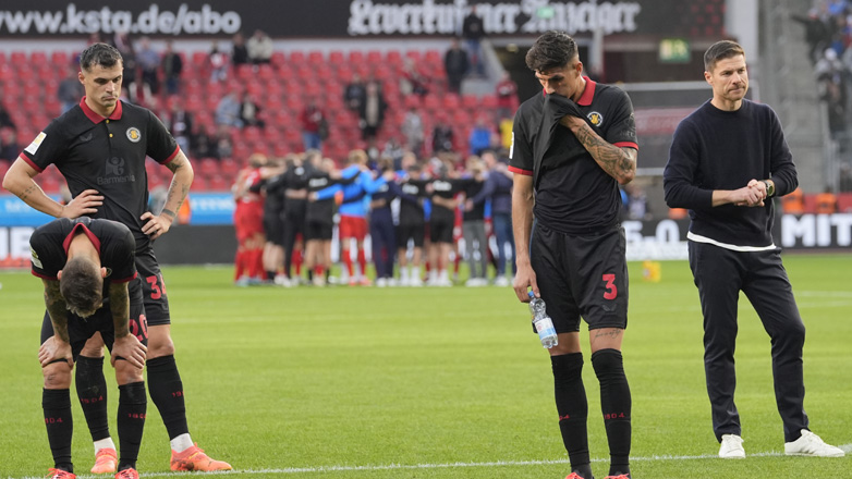 Γερμανία: «Χ»αρακίρι για τη Λεβερκούζεν, ήττα της Ντόρτμουντ στο Βερολίνο