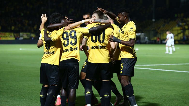 Τρίτη συνεχόμενη νίκη και κορυφή για τον Άρη, 2-0 τη Λαμία