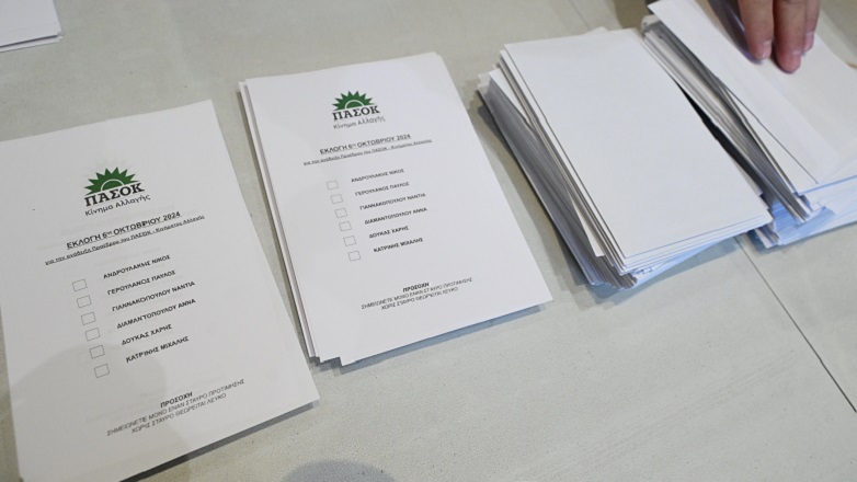 Εκλογές ΠΑΣΟΚ: Ψήφισαν 171.000 πολίτες μέχρι τις 14.10 το μεσημέρι