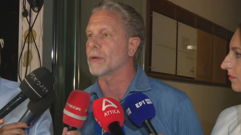 Γερουλάνος: Τα μέλη και οι φίλοι του ΠΑΣΟΚ σήμερα μίλησαν και η απόφασή τους είναι απολύτως σεβαστή