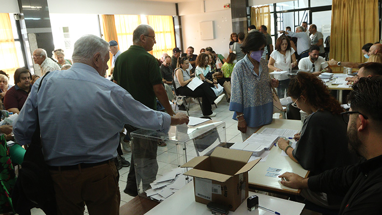 ΠΑΣΟΚ: Παράταση στην ψηφοφορία ζήτησε ο Χάρης Δούκας