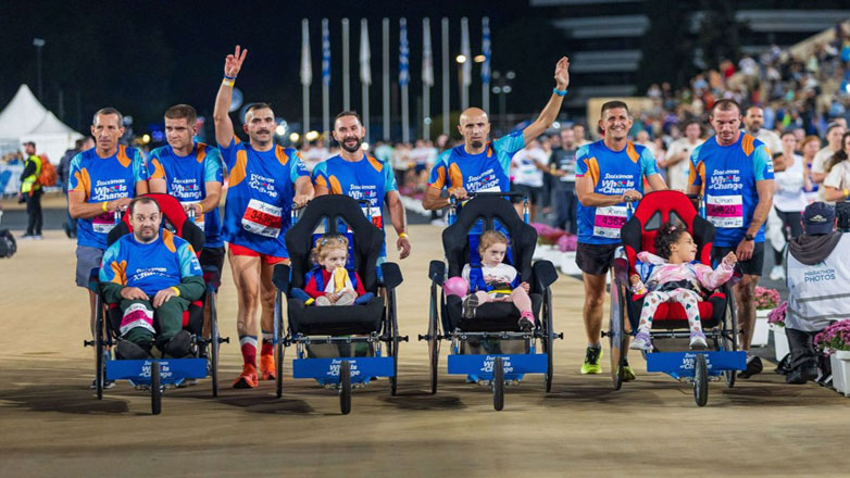 Η Stoiximan Wheels of Change τρέχει μαζί με Άτομα με Αναπηρία στον 41ο Αυθεντικό Μαραθώνιο της Αθήνας