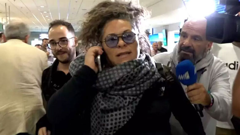 Ματούλα Ζαμάνη: Απίστευτο κυνηγητό στο αεροδρόμιο για μία δήλωσή της