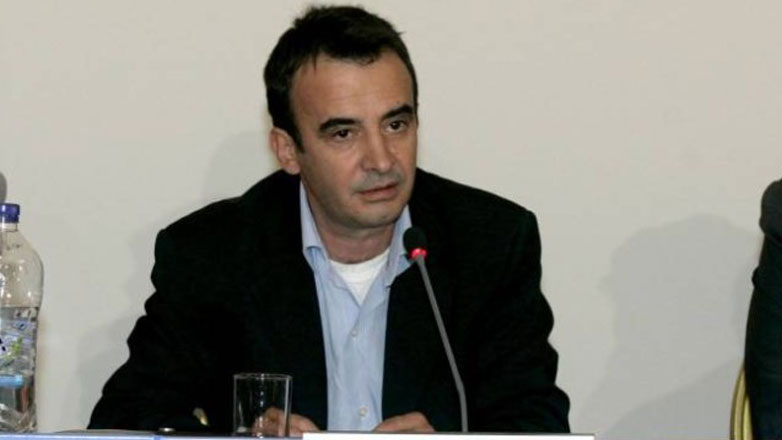 Πέθανε ο δημοσιογράφος Μπάμπης Αγρολάμπος