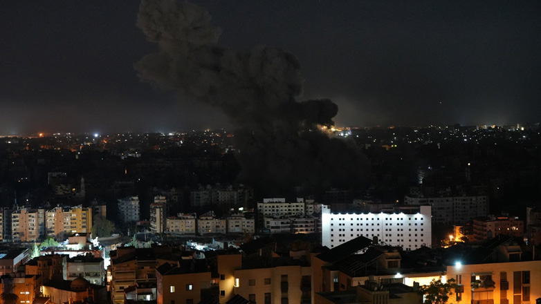 Το Ισραήλ βομβαρδίζει τα νότια προάστια της Βηρυτού