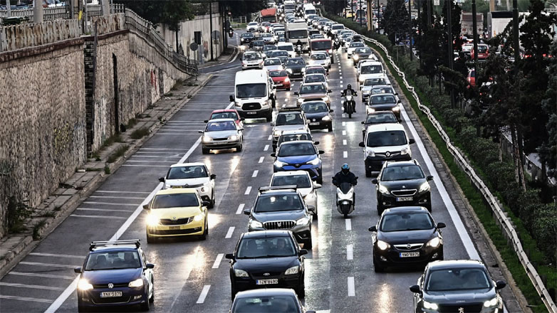 Μποτιλιάρισμα στον Κηφισό – Καθυστερήσεις στην Αττική Οδό