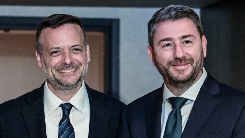 ΠΑΣΟΚ: Ακυρώθηκε το ντιμπέιτ ανάμεσα σε Ανδρουλάκη και Δούκα