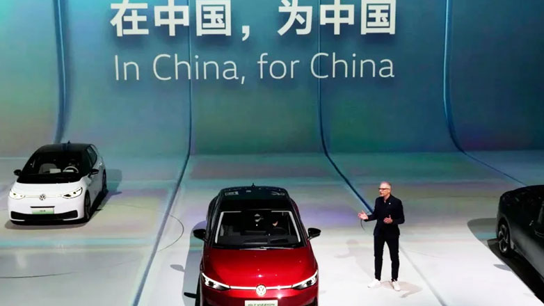 Κίνα προς Ε.Ε.: «Δασμούς εσείς; Μεγαλύτερους δασμούς εμείς. Ποιος θα βγει χαμένος;»