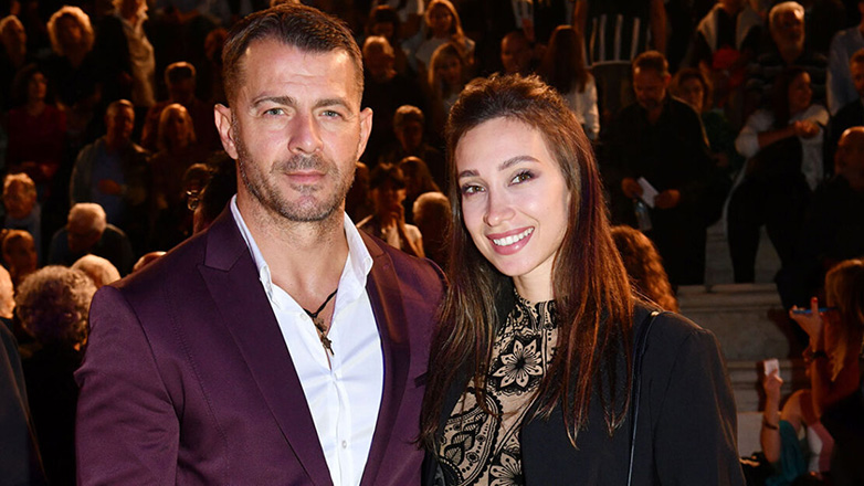 Γιώργος Αγγελόπουλος: «Μακάρι να μπορέσω να αγαπήσω τη γυναίκα μου όπως ο Χριστός» Γιώργος Αγγελόπουλος: «Μακάρι να μπορέσω να αγαπήσω τη γυναίκα μου όπως ο Χριστός»