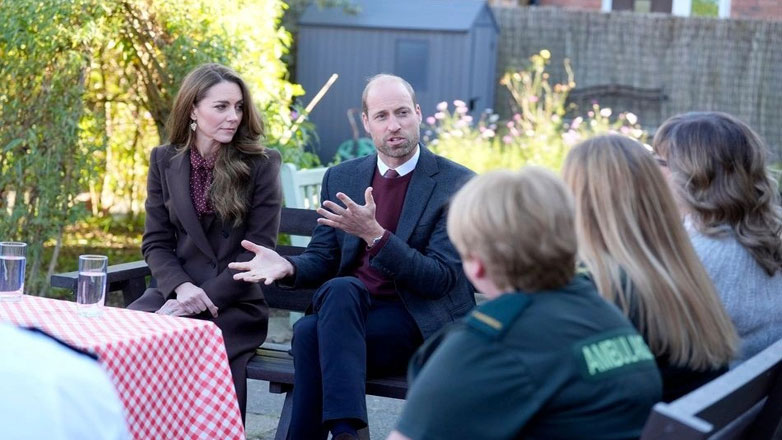 Βρετανία: Πρώτη δημόσια επίσκεψη της Κέιτ και του Ουίλιαμ