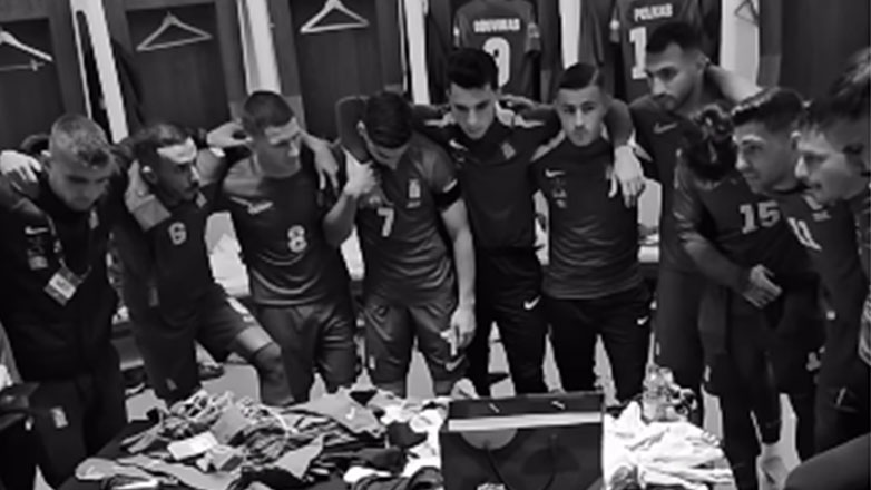 Η συγκλονιστική ομιλία του Μπακασέτα πριν τον αγώνα στο Γουέμπλεϊ: «Να θυσιαστούμε για να τιμήσουμε τον Μπάλντοκ»